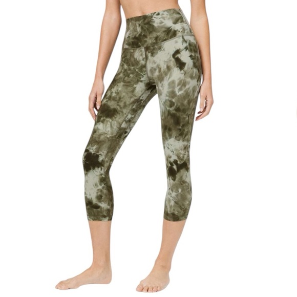 Lululemon Align Crop 21" Diamond Dye Light Sage Army Green Dark Olive Size 16 - Picture 1 of 8